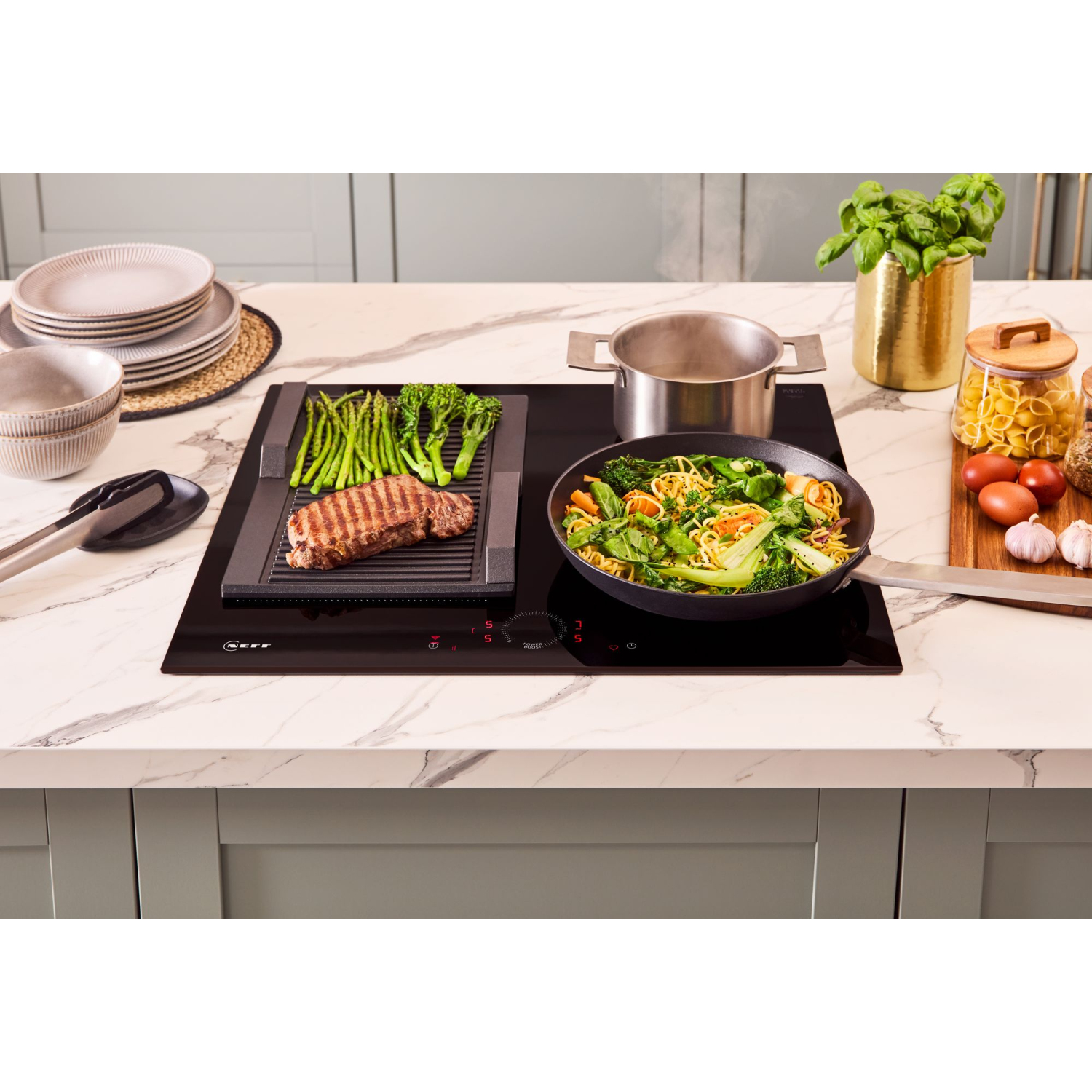 NEFF T56FHS1L0 'N70' 60cm 4 Zone Smart Induction Hob - Black full image