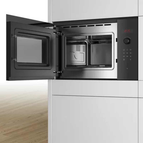 Bosch Series 4, Built-in microwave oven, 59 x 38 cm, Black, Fits in Oven Tower Unit
