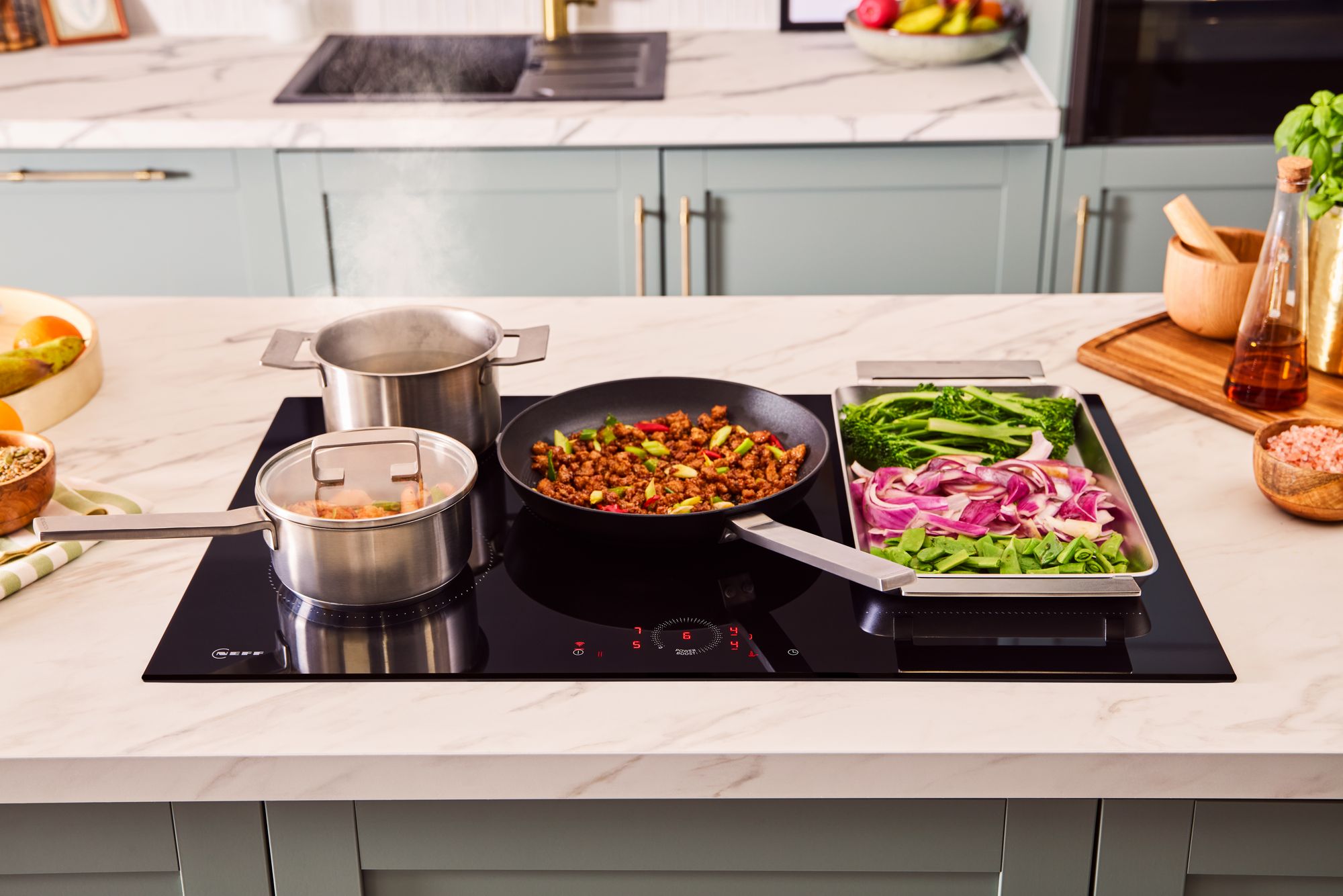 Neff N70 Induction hob, 80 cm, surface mount without frame, Twist Touch Control thumbnail image